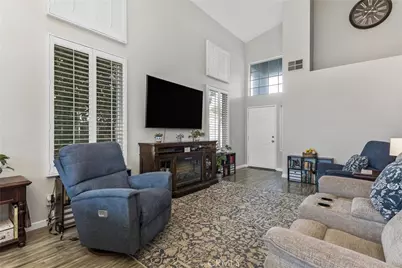 10166 Shale, Mentone, CA 92359 - Photo 5