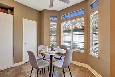 33 Leonado, Rancho Santa Margarita, CA 92688 - Photo 5