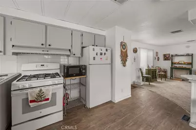 391 Montclair, Big Bear City, CA 92314 - Photo 9