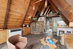 108 Pine, Sugarloaf, CA 92386 - Photo 3