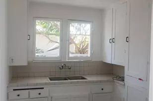 701 11th St, Redlands, CA 92374 - Photo 9
