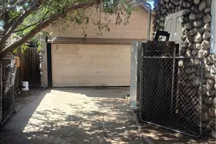 701 11th St, Redlands, CA 92374 - Photo 15