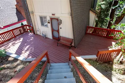 767 W Victoria Court, Lake Arrowhead, CA 92352 - Photo 5