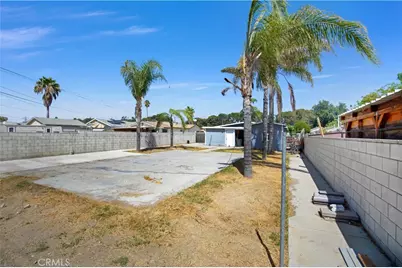 18883 6th, Bloomington, CA 92316 - Photo 21