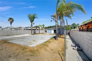 18883 6th, Bloomington, CA 92316 - Photo 21