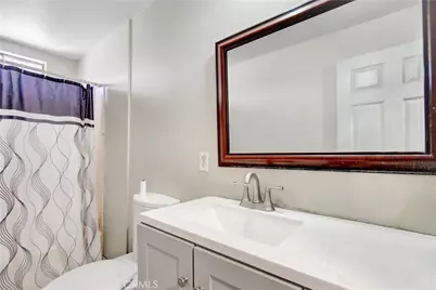 18883 6th, Bloomington, CA 92316 - Photo 15