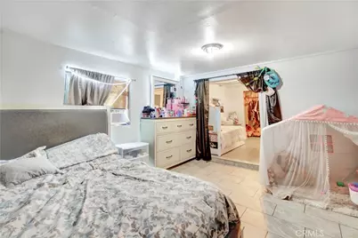 18883 6th, Bloomington, CA 92316 - Photo 13