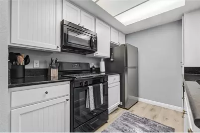 16377 Lakeshore #2B, Lake Elsinore, CA 92530 - Photo 9