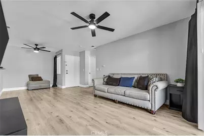 16377 Lakeshore #2B, Lake Elsinore, CA 92530 - Photo 5