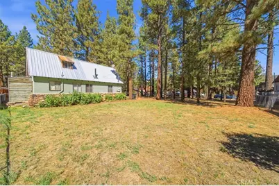 830 E Mountain View, Big Bear City, CA 92314 - Photo 17