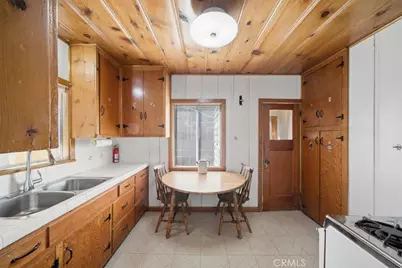 830 E Mountain View, Big Bear City, CA 92314 - Photo 9