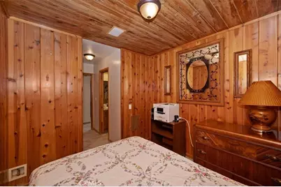 31310 Oakleaf, Running Springs, CA 92382 - Photo 23
