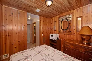 31310 Oakleaf, Running Springs, CA 92382 - Photo 23