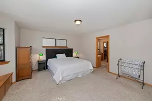 31310 Oakleaf, Running Springs, CA 92382 - Photo 17