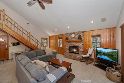 31310 Oakleaf, Running Springs, CA 92382 - Photo 7