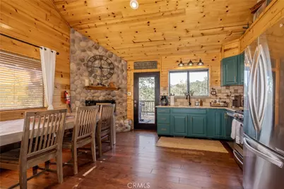 1127 Crags Lane, Fawnskin, CA 92333 - Photo 15