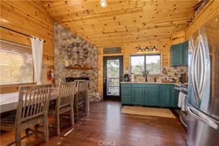 1127 Crags Ln, Fawnskin, CA 92333 - Photo 15