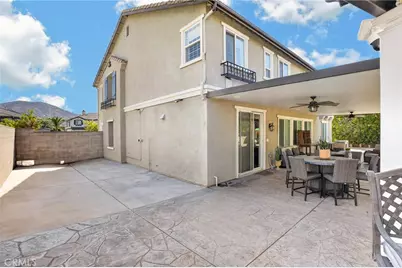 10752 Saffron, Fontana, CA 92337 - Photo 33