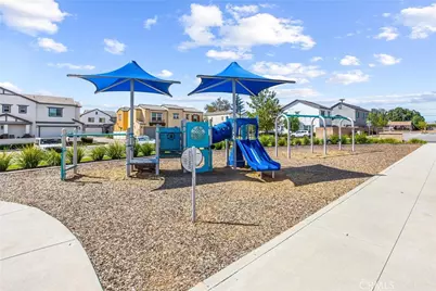 31960 Chagall Way, Yucaipa, CA 92399 - Photo 29