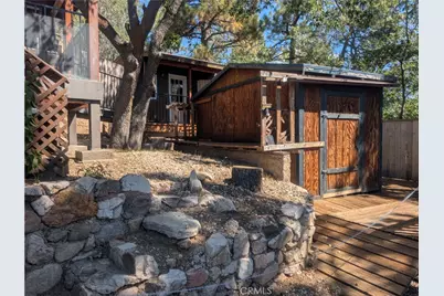 1137 Ridge, Fawnskin, CA 92333 - Photo 3