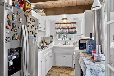 208 Heliotrope, Lake Arrowhead, CA 92352 - Photo 13