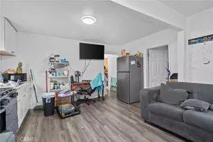 9538 Compton Ave, Los Angeles, CA 90002 - Photo 3