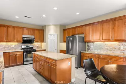 11002 Persimmon, Fontana, CA 92337 - Photo 7