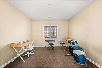 11002 Persimmon, Fontana, CA 92337 - Photo 35