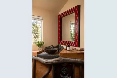 942 Lake Edge, Lake Arrowhead, CA 92352 - Photo 31