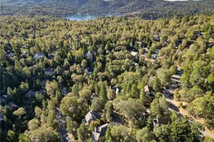 1284 Cortina, Lake Arrowhead, CA 92352 - Photo 19