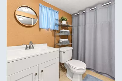 128 N Sandalwood Avenue, La Puente, CA 91744 - Photo 45