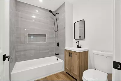 1116 W 76th Street, Los Angeles, CA 90044 - Photo 13
