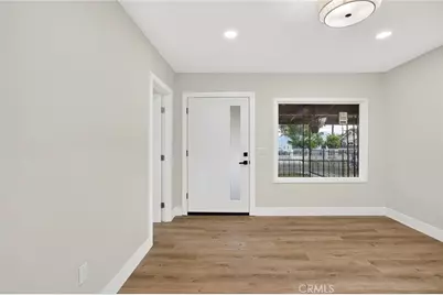 1116 W 76th Street, Los Angeles, CA 90044 - Photo 7