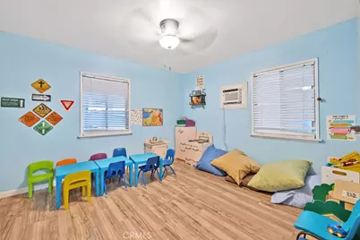 820 Larch St, Colton, CA 92324 - Photo 13