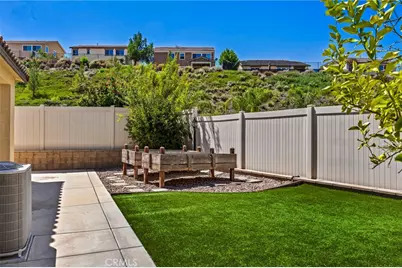 36451 Chervil Court, Lake Elsinore, CA 92532 - Photo 31