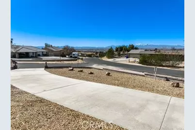 13889 Olathe, Apple Valley, CA 92307 - Photo 61