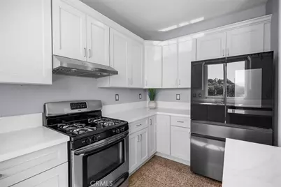 712 Shaffer Street, Corona, CA 92879 - Photo 33