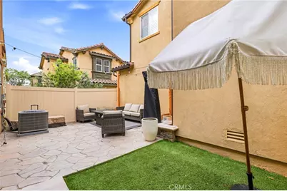 27464 Honeydew Court, Saugus, CA 91350 - Photo 35