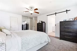 27464 Honeydew Ct, Saugus, CA 91350 - Photo 23