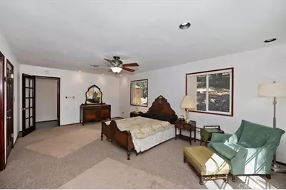 815 Chamois, Crestline, CA 92325 - Photo 3