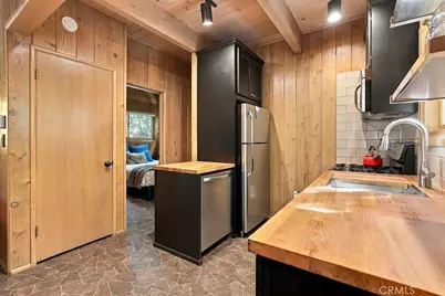 813 Poe Court, Lake Arrowhead, CA 92352 - Photo 17
