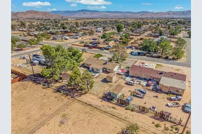 22272 Klickitat Avenue, Apple Valley, CA 92307 - Photo 37