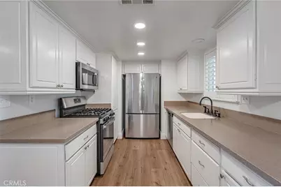 22272 Klickitat Avenue, Apple Valley, CA 92307 - Photo 13