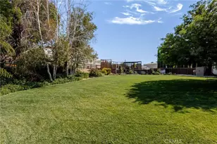 35679 Lynfall St, Yucaipa, CA 92399 - Photo 39
