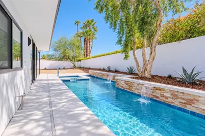 3495 E Loma Vista Circle, Palm Springs, CA 92264 - Photo 11
