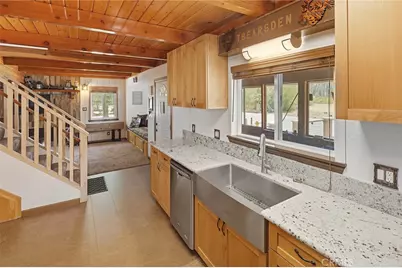 39196 Seminole Drive, Fawnskin, CA 92333 - Photo 15