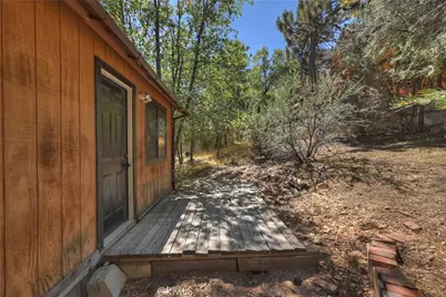 248 Vista Lane, Sugarloaf, CA 92386 - Photo 29
