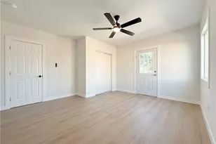 917 W 130th St, Compton, CA 90222 - Photo 21