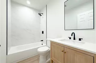 917 W 130th St, Compton, CA 90222 - Photo 13