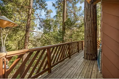 24379 Bernard, Crestline, CA 92325 - Photo 11